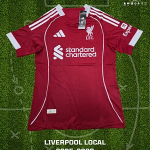 Playera del Liverpool para la temporada 2025-26 del futbol de la Premier League.