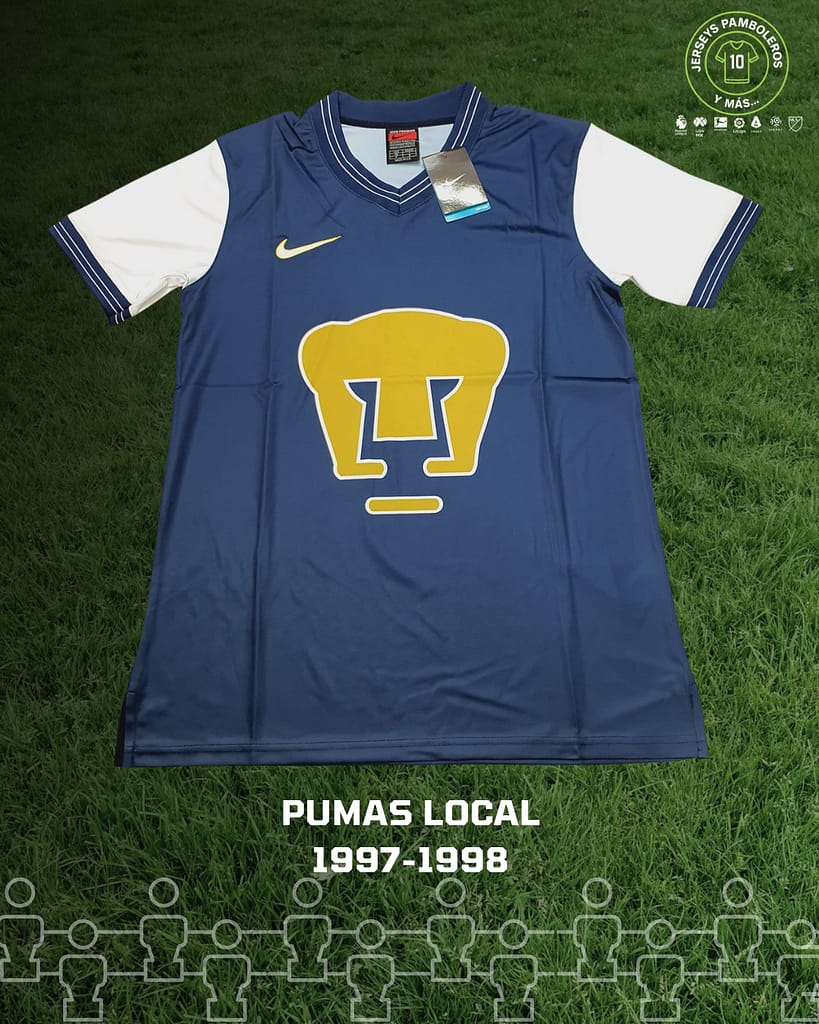 Playera de Pumas con la que jugaron el torneo de futbol de la temporada 1997-98 de la Liga MX.