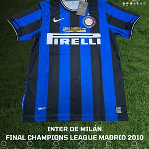 Playera retro del Inter de Milán con la que jugaron la final de Champions de 2010.