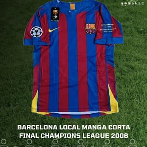 Jersey retro con el que el FC Barcelona ganó la Champions en 2006.